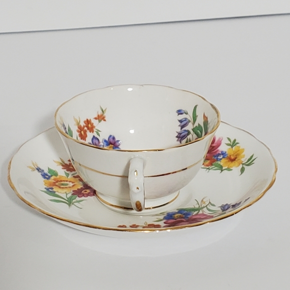 Rare Vintage Tuscan Fine English Bone China Tea cup w/Saucer - Picture 4 of 14